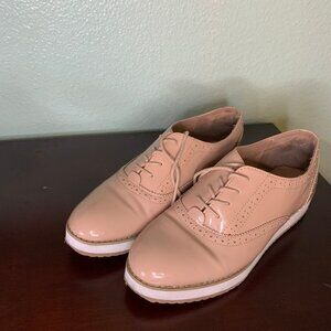 Shoe Dazzle Size 10 Pink Lace up Loafers